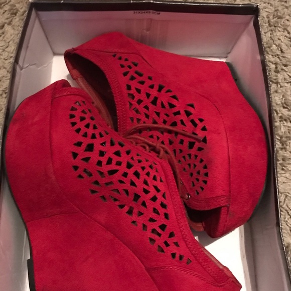 red wedge heel boots